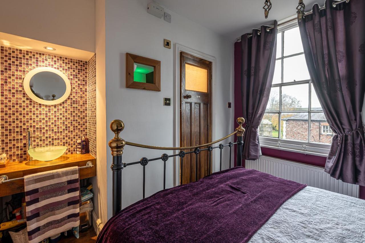 Crookback House Apartment Йорк Екстериор снимка