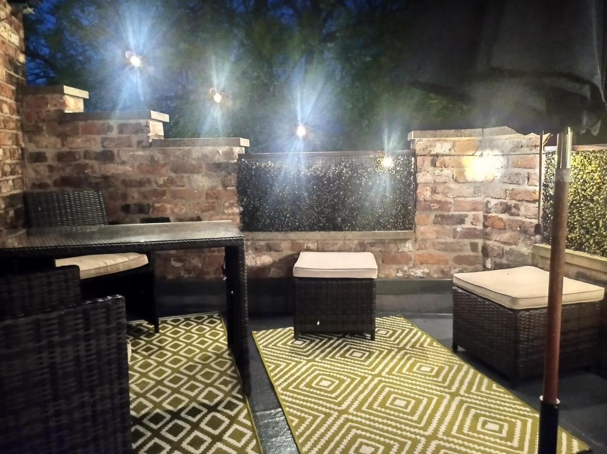 Crookback House Apartment Йорк Екстериор снимка